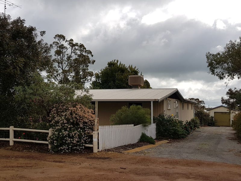 4 Shannon Street, Dalwallinu, WA 6609