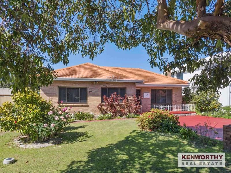 54A Kennedy Street, Alfred Cove, WA 6154