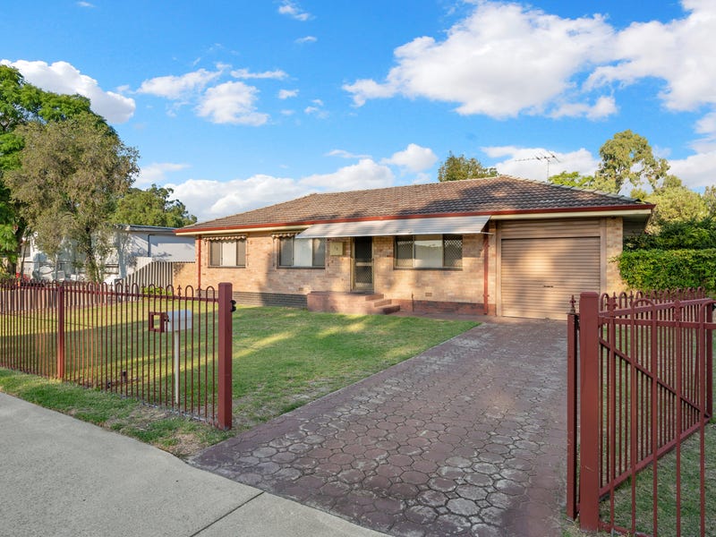 12 King Street, Gosnells, WA 6110 Property Details