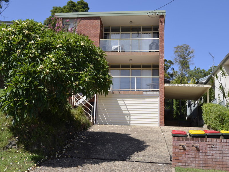 2/43 Christmas Bush Avenue, Nelson Bay, NSW 2315