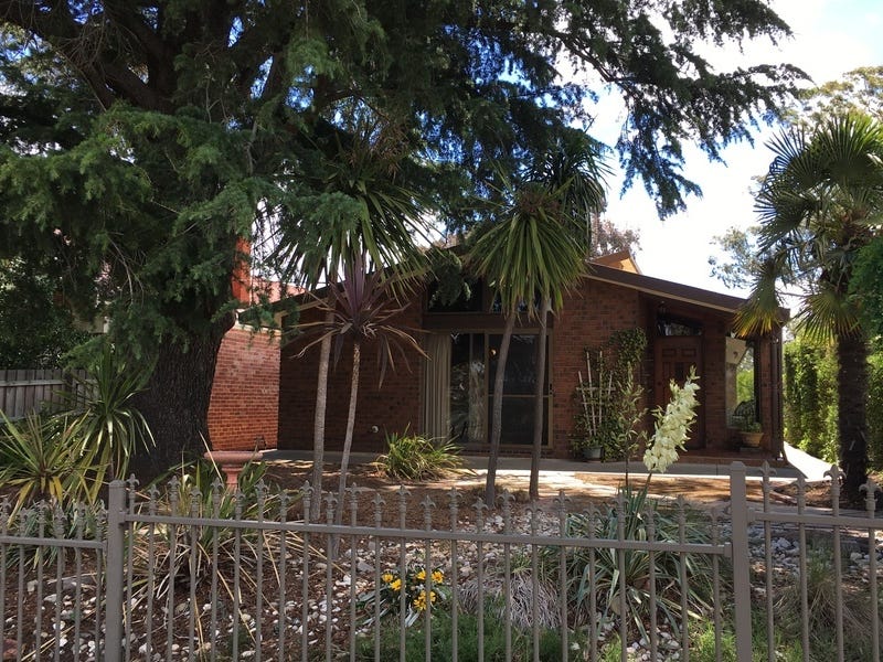 6 Harkness Street, Quarry Hill, VIC 3550