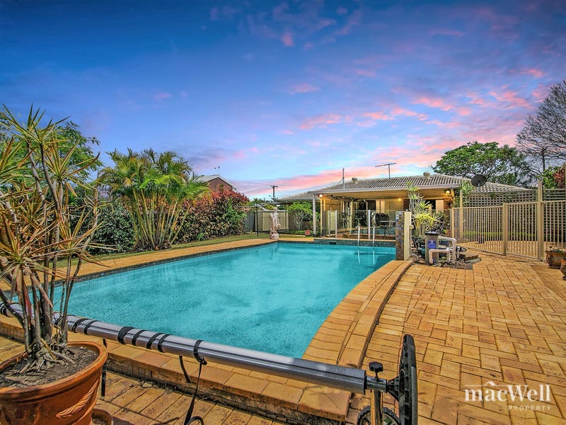 31 Sandpiper Street, Wellington Point, QLD 4160