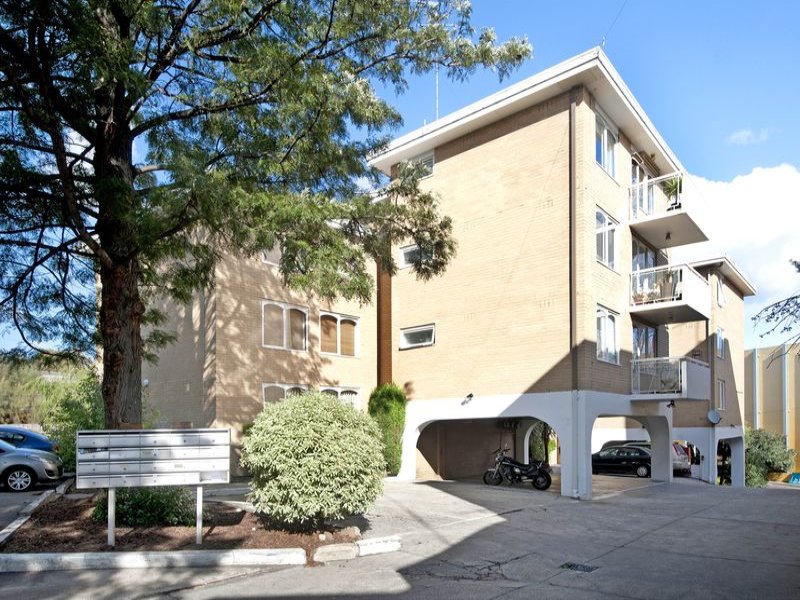 10/1012 Lennon Street, Parkville, Vic 3052 Property Details