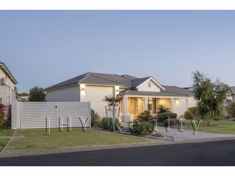 7 Keel Retreat, Geographe, WA 6280 House for Sale