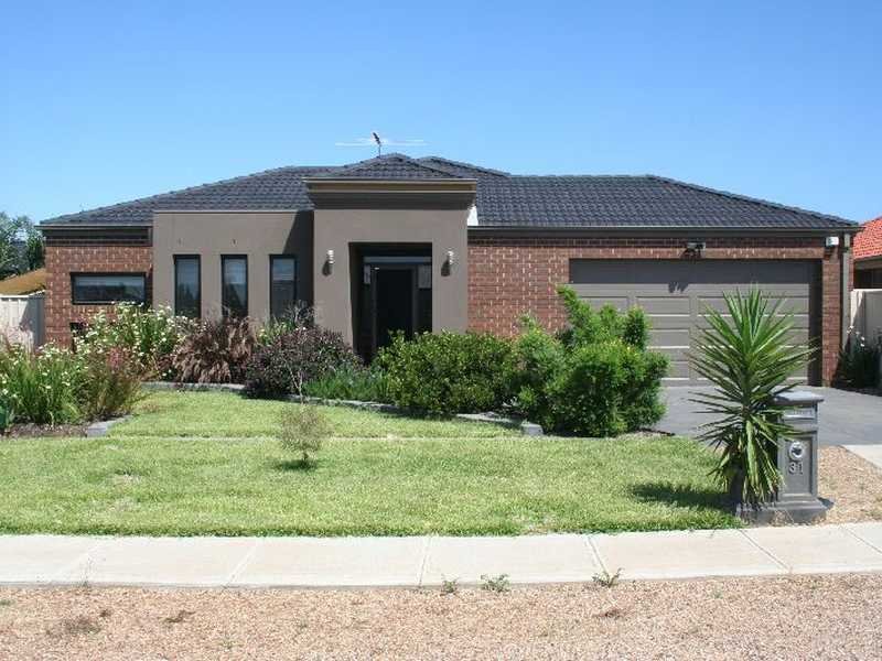 31 Pangbourne Avenue, Melton West, VIC 3337