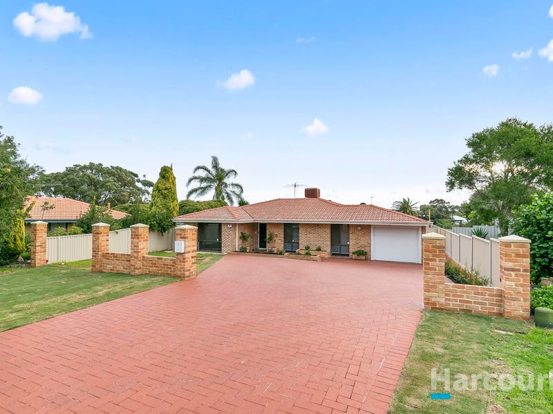 42 Noyes Place, Lake Coogee, WA 6166 House for Sale