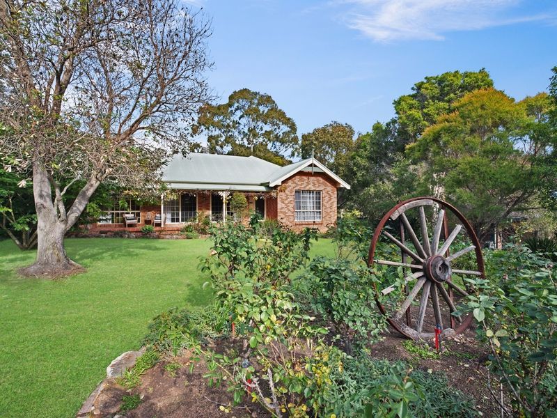 13 Largs Avenue, Largs, NSW 2320