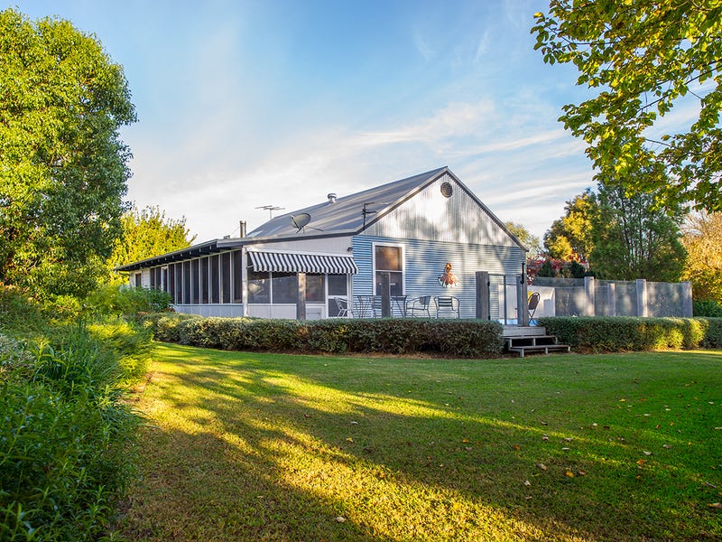 40 Debenham Street, Blandford, NSW 2338 Property Details