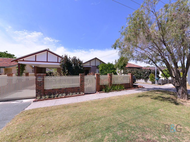 73 Cleopatra Street, Palmyra, WA 6157