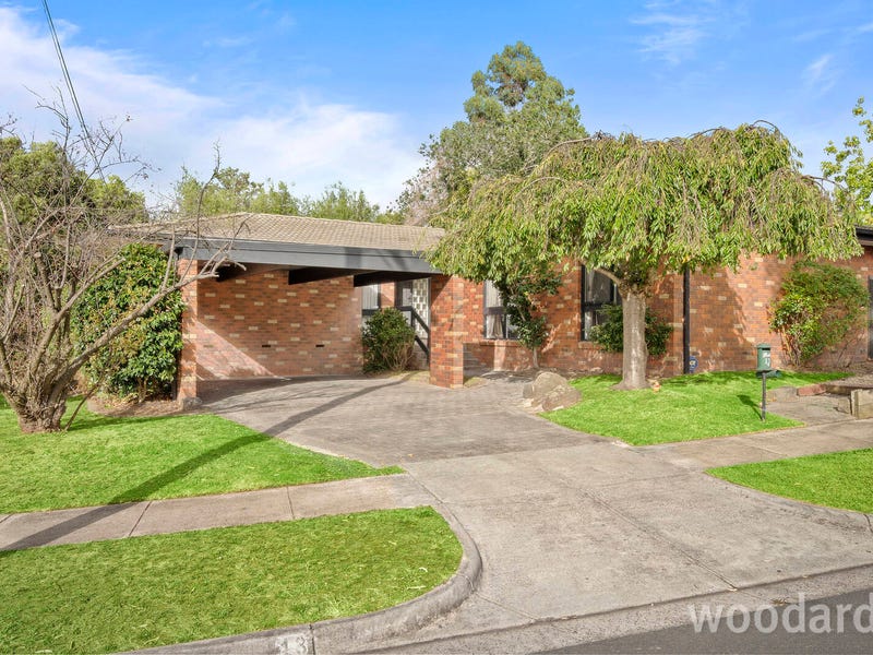 13 Winjallock Crescent, Vermont South, Vic 3133