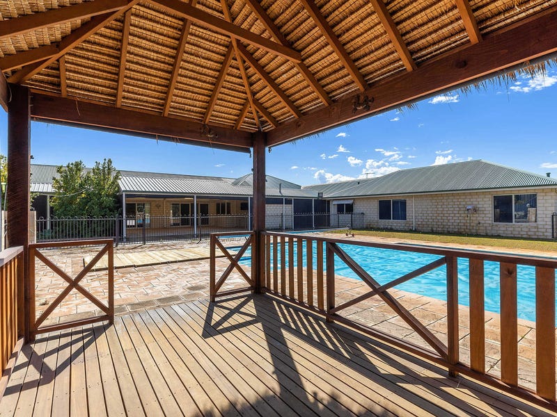 42 Horseshoe Circuit, Henley Brook, WA 6055