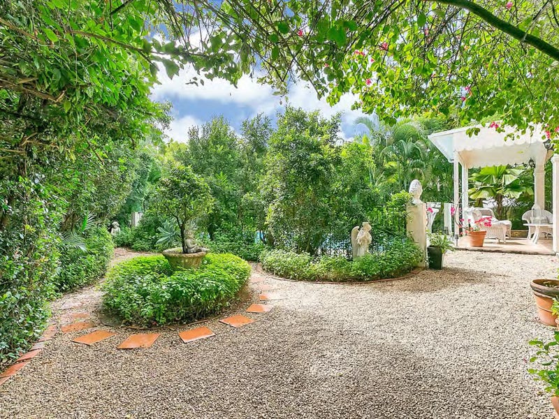 24 Trivia Street Palm Cove Qld 4879 Realestate au