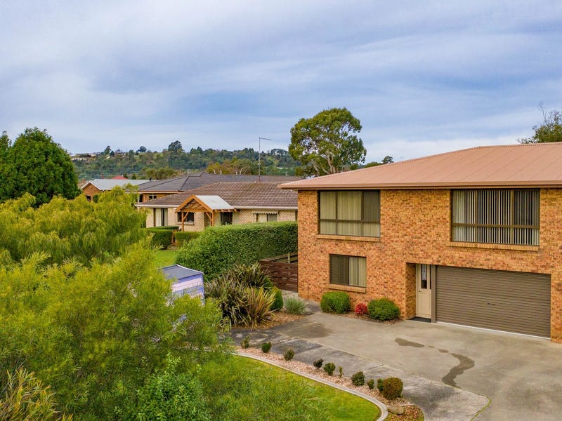 2/8 Bayview Drive, Blackstone Heights, TAS 7250