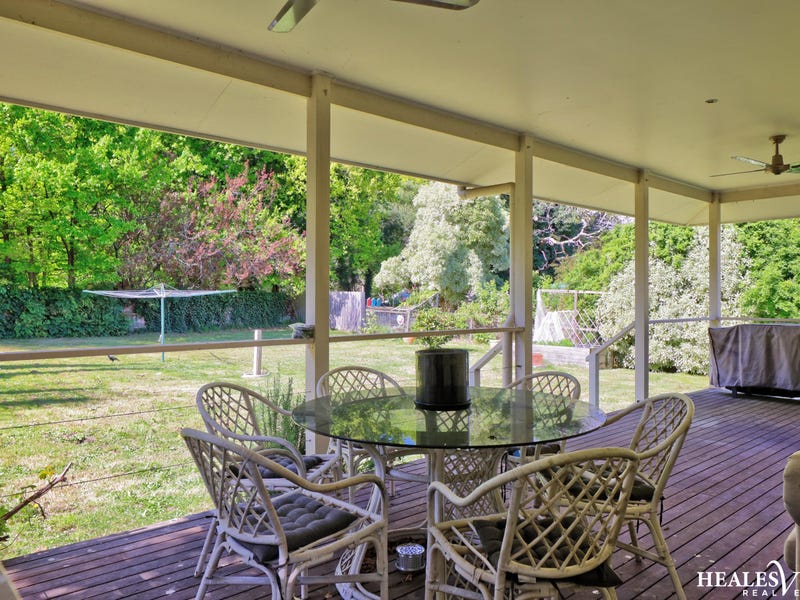 75 Badger Creek Road, Healesville, Vic 3777 House for Sale