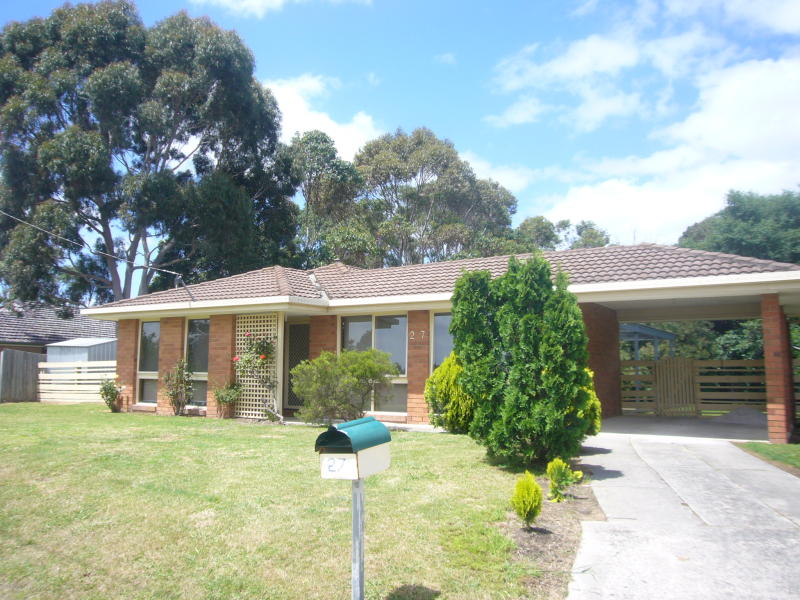 27 Richard Drive, Langwarrin, VIC 3910