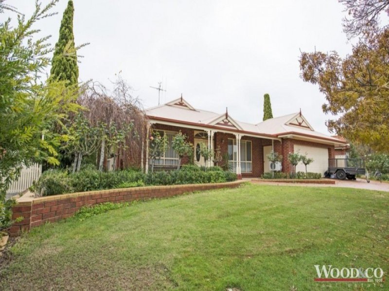 20 Goldfinch Court, Murray Downs, NSW 2734