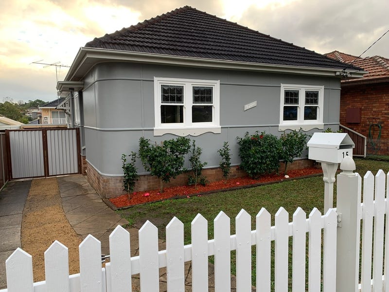 15 Eva Street, Roselands, NSW 2196