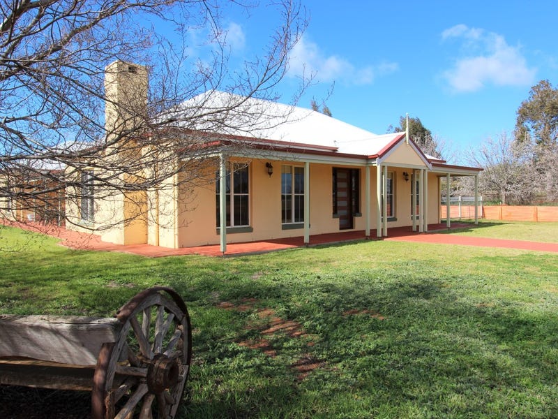 1 Rosella Street, Temora, NSW 2666 - Realestate.com.au