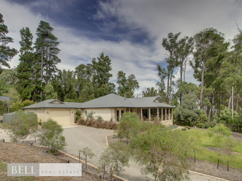 8 Rawhiti Road, Emerald, VIC 3782