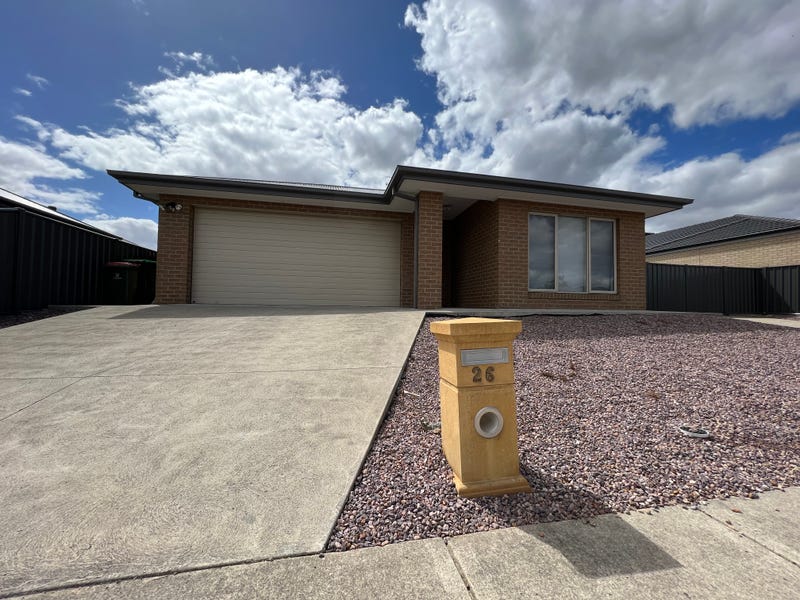 26 Imperial Drive, Colac, VIC 3250