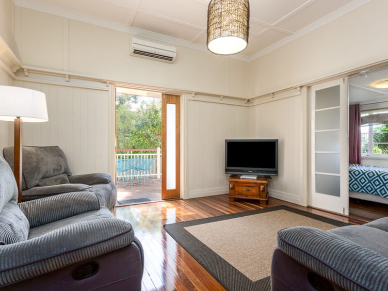 36 Pine Mountain Road, North Ipswich, QLD 4305