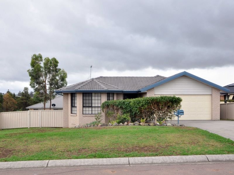 11 Fullford Cove, Rutherford, NSW 2320 Property Details