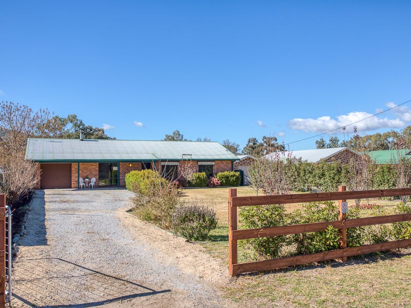 8 River Street, Moonbi, NSW 2353