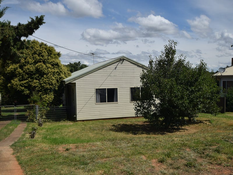 18 Musgrave Street, Young, NSW 2594