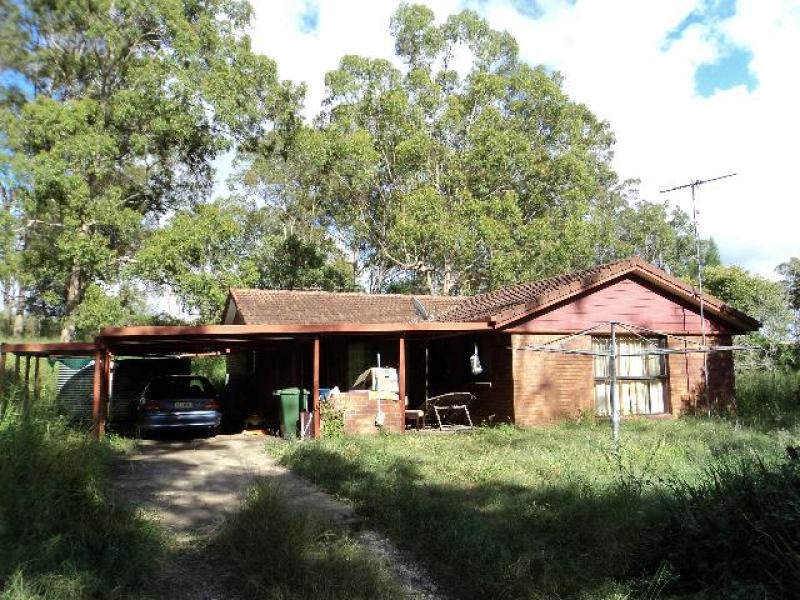 17 Cemetery Road, Plainland, QLD 4341