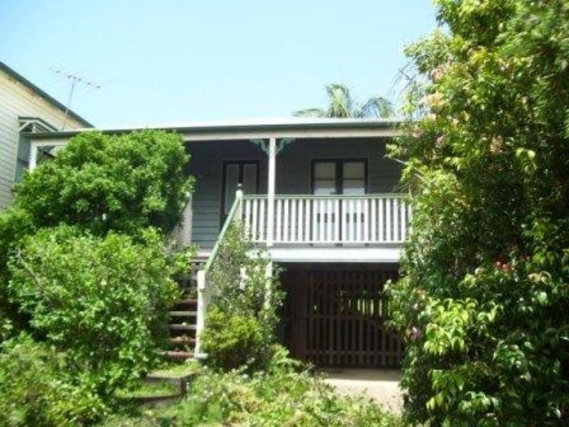 14 Forsyth Street, Fairfield, QLD 4103