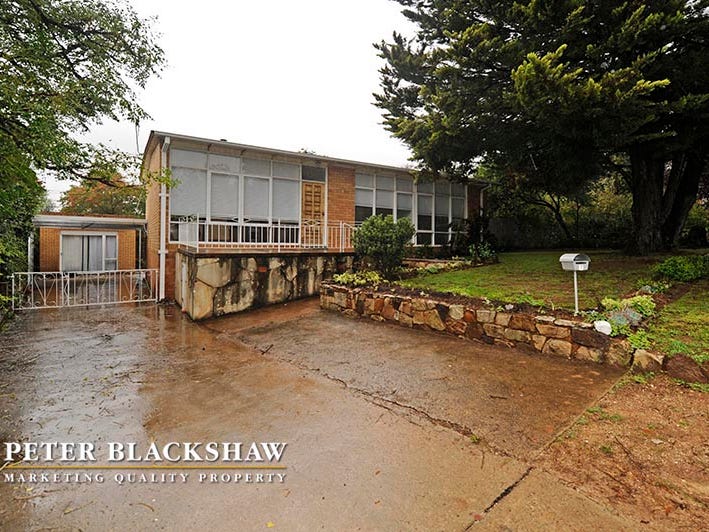 7 Mosman Place, Narrabundah, ACT 2604