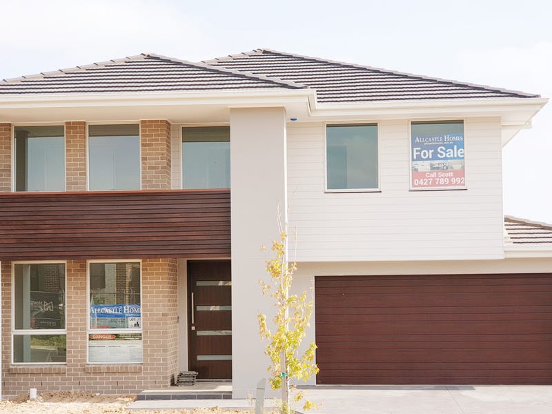 Houses for Sale in Oran Park, NSW 2570