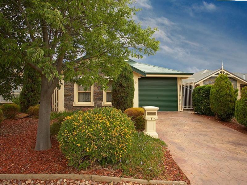 9 Cawrse Avenue, Wynn Vale, SA 5127
