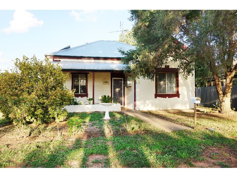 7 Third Ave, Narromine, NSW 2821 Property Details