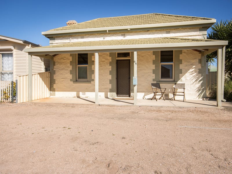 65 Caroline St, Moonta, SA 5558 Property Details