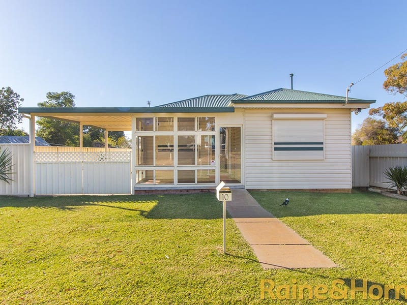 10 Howard Avenue, Dubbo, NSW 2830 House for Sale
