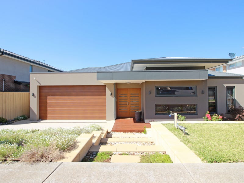 29 Highvale Cres, Berwick, Vic 3806 - realestate.com.au