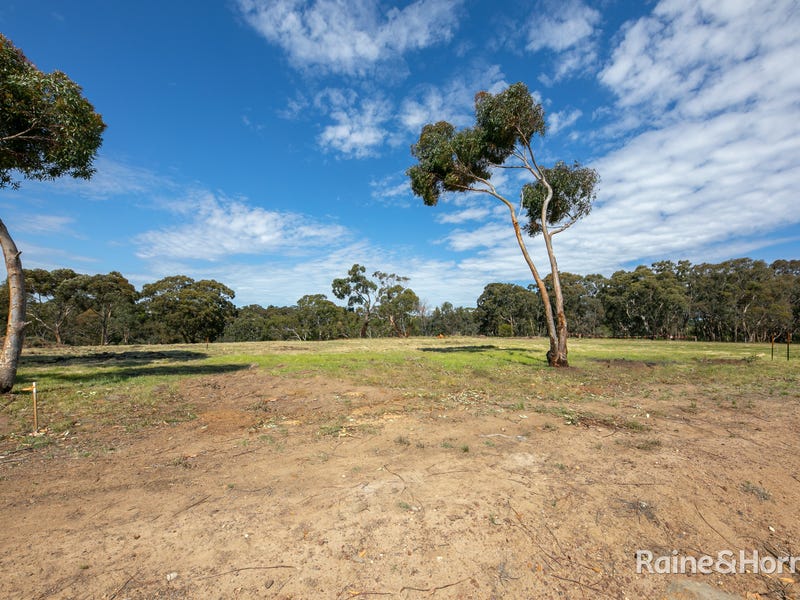 41 Spavin Drive, Sunbury, VIC 3429