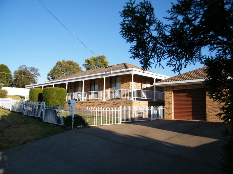 7 Russell Street, Quirindi, NSW 2343 House for Sale
