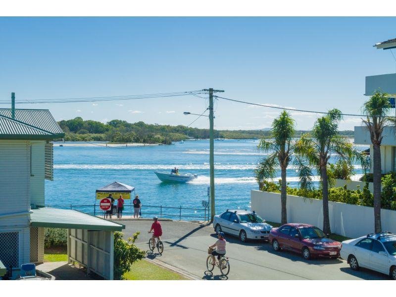 2/3 William Street, Noosaville, Qld 4566 Property Details