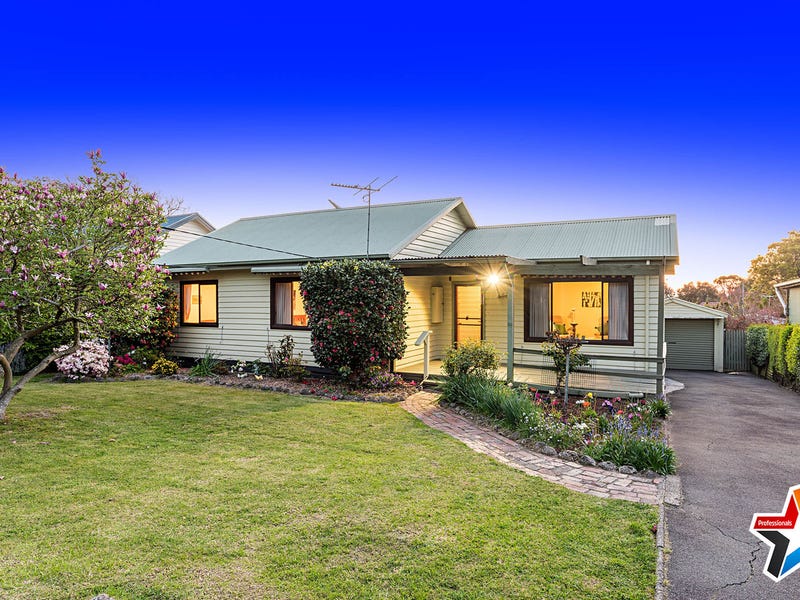 43 Murray Road, Croydon, Vic 3136 Property Details