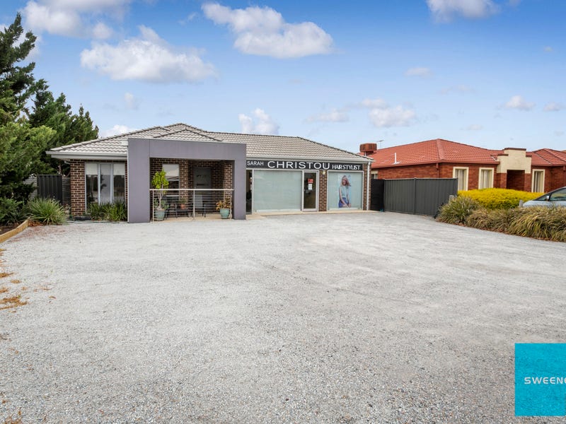 282 Westwood Drive, Burnside, Vic 3023 Property Details