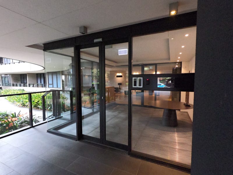 1203/55 Queens Road, Melbourne, VIC 3004