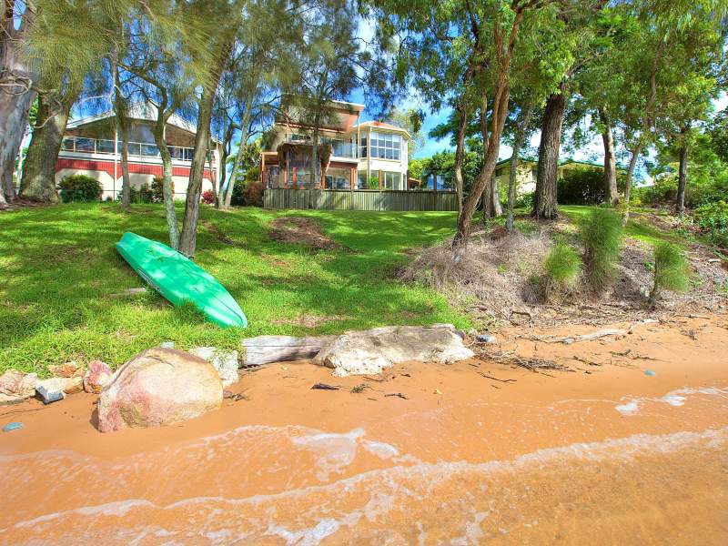 80 Broadwater Terrace, Redland Bay, QLD 4165