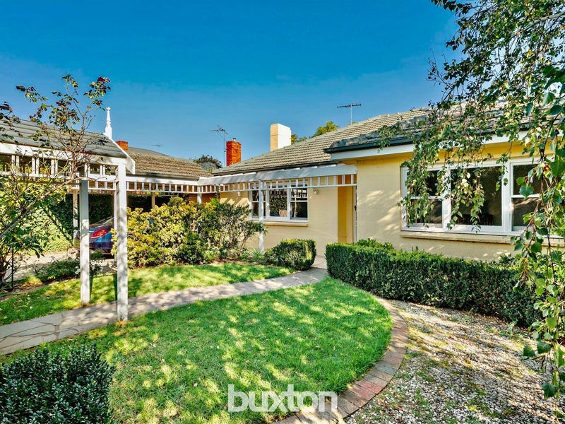 Houses for Sale in Hampton, VIC 3188