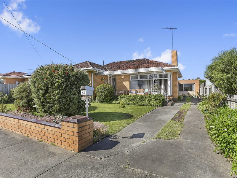 67 Summit Avenue Belmont VIC 3216 realestate .au