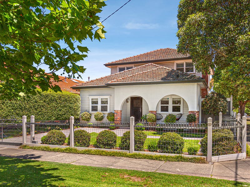 63 Carnarvon Road, Strathmore, VIC 3041