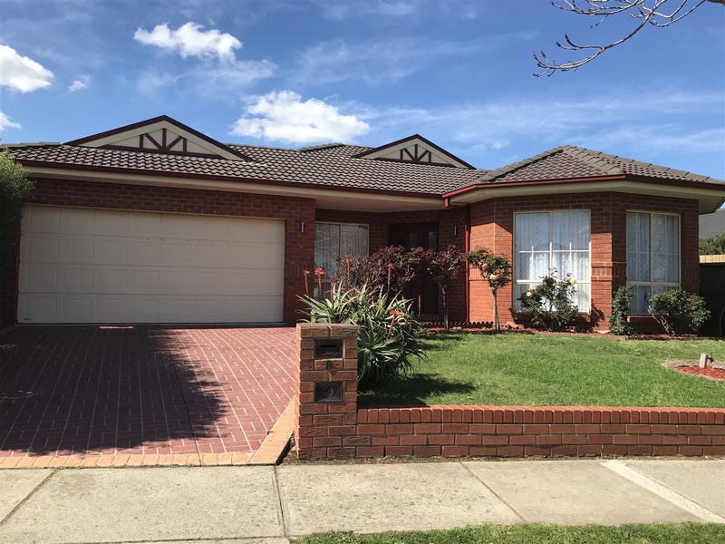 8 Fieldhouse Lane, Berwick, VIC 3806