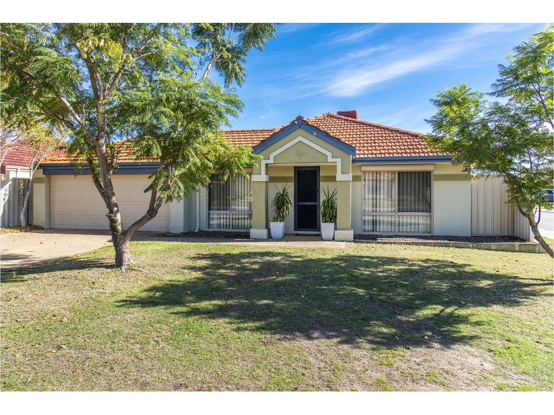 17 Ralphs Street, Seville Grove, WA 6112 House for Sale realestate