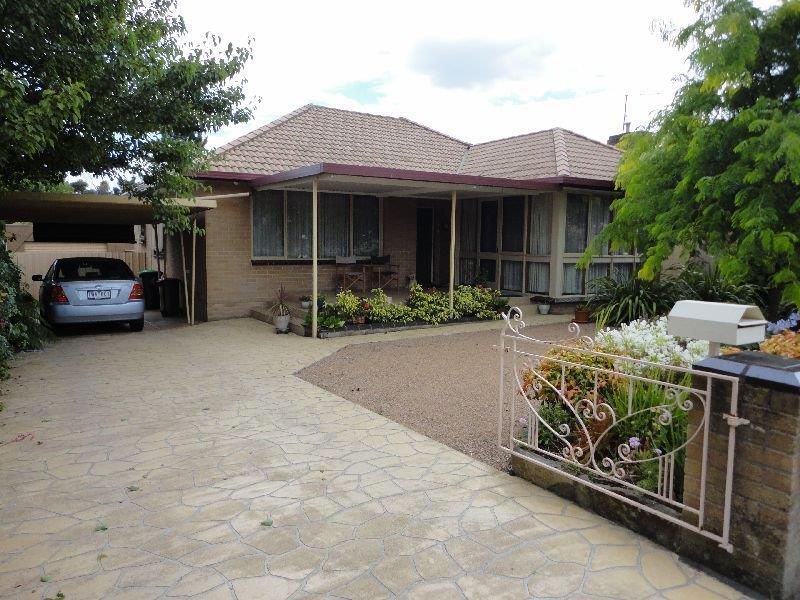 89 Chamberlain Road, Newborough, VIC 3825